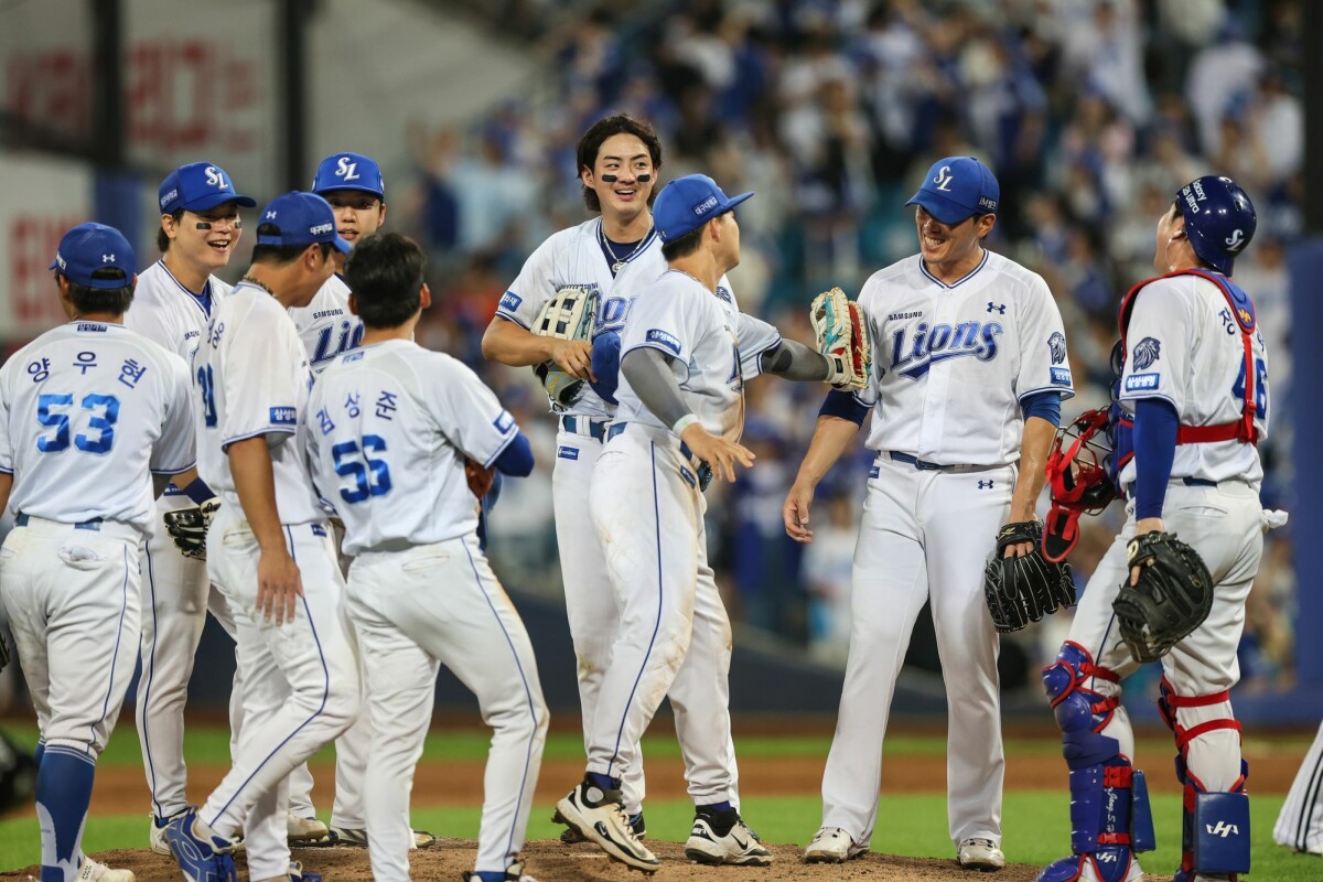 KT Wiz surge to second place, close in on Samsung Lions for KBO lead